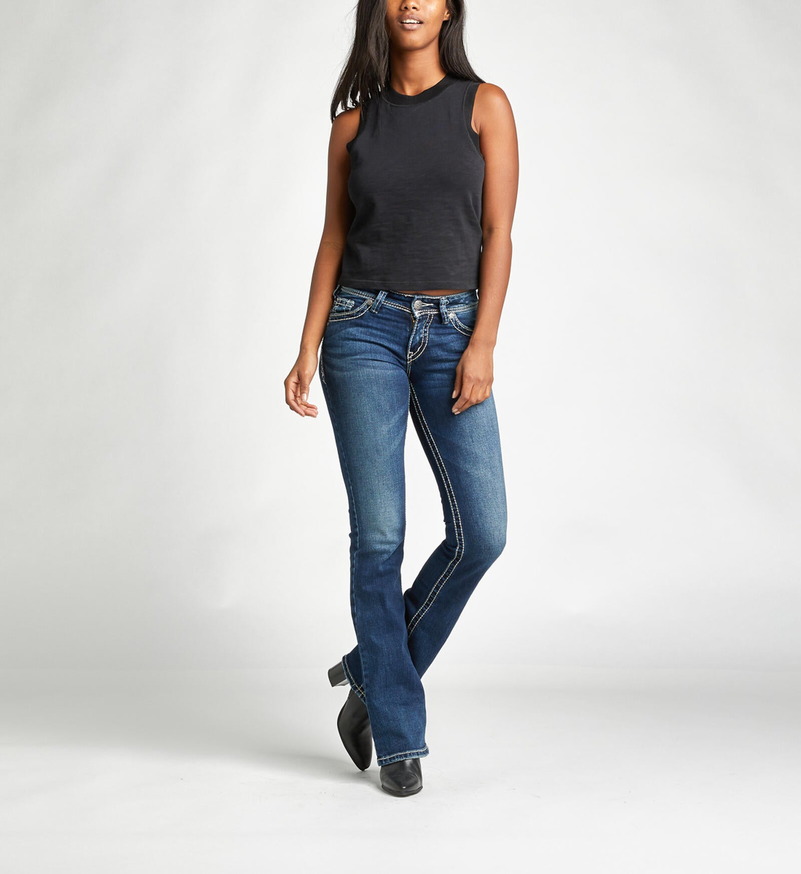 Silver Jean Co, Women's Suki Mid Rise Bootcut Jean